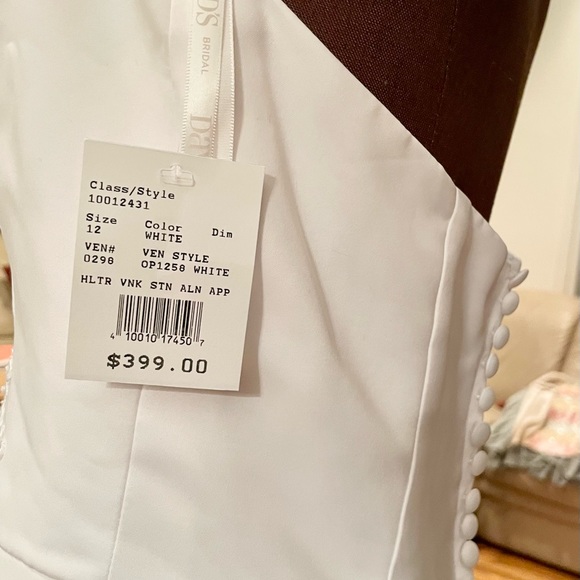 David’s bridal halter gown size 12, white, new with tag - Picture 7 of 10